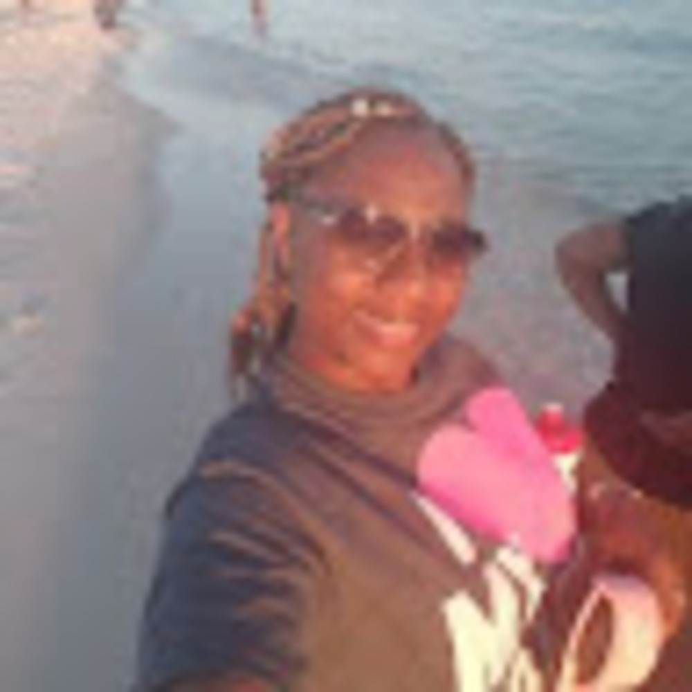Meet your Posher, Ebonie